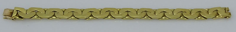 Man's Vintage Heavy 18 Karat Yellow Gold Link Bracelet.