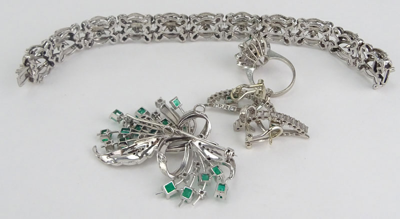 Vintage Colombian Emerald, Diamond and 18 Karat White Gold Bracelet, Pendant / Brooch, Ring and Earring Suite. 