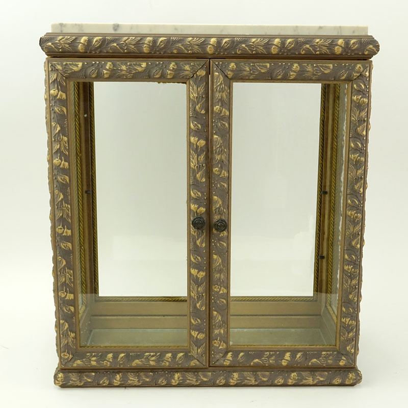 Small Vintage Curior Cabinet. Wood frame with glass and mirrored shelves.