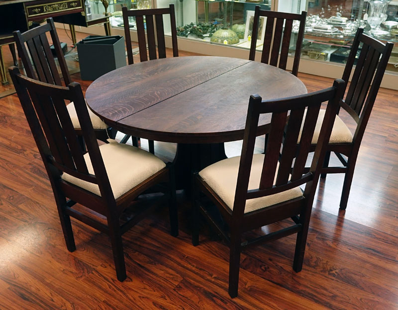 Early to Mid 20th Century L & J.G. Stickley Style Quarter Sawn Oak Dining Table with 6 Chairs.