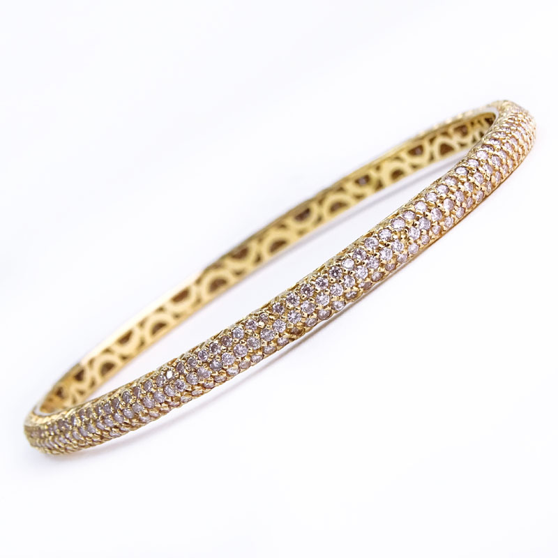 Approx. 6.0 Carat Pave Set Fancy Pink Diamond and 18 Karat Yellow Gold Bangle Bracelet.