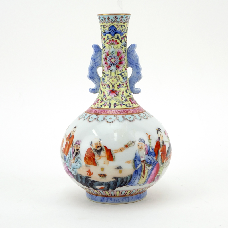 Antique Chinese Famille Rose Porcelain Vase with Figures.