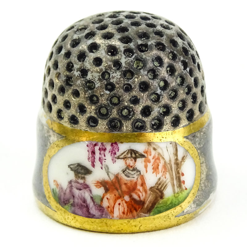 Mid 18th Century Meissen Porcelain Thimble.