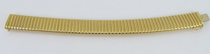 Vintage Italian 18 Karat Yellow Gold Gooseneck Link Flexible Bracelet.