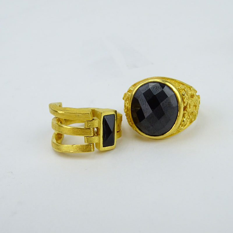Vintage Prima Gold 24 Karat Fine Yellow Gold and Onyx Bracelet and Two Rings Suite.