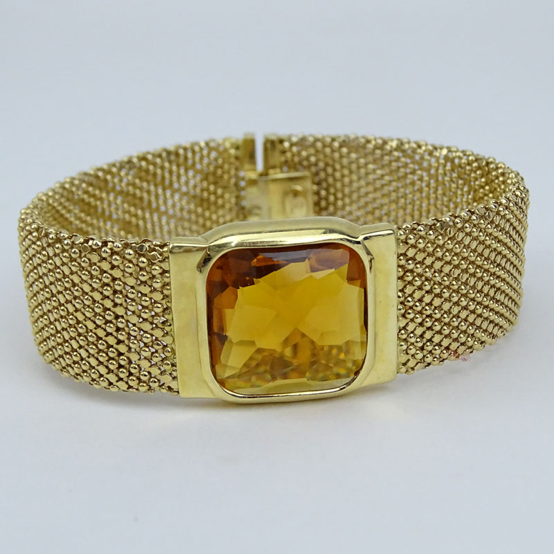 Large Italian Citrine and 14 Karat Yellow Gold Necklace, Bracelet and Earring Suite.