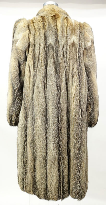 Ladies Full Length Fox Coat. Fully lined.