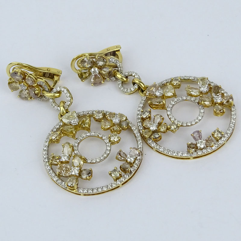 18.0 Carat Multi Cut, Multi Color Diamond and 18 Karat Yellow Gold Chandelier Clip Earrings
