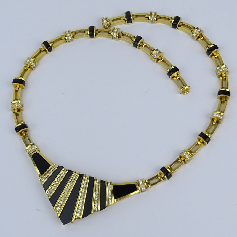  3.0 Carat Round Brilliant Cut Diamond, Black Onyx and 18 Karat Yellow Gold Pendant Necklace. 