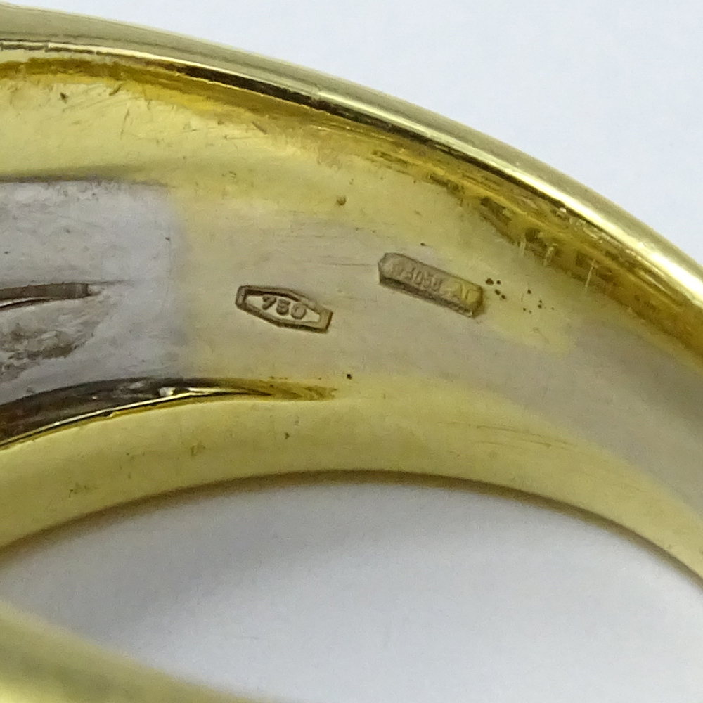 5.20 Carat TW White and Yellow Diamond and 18 Karat Yellow Gold Ring.