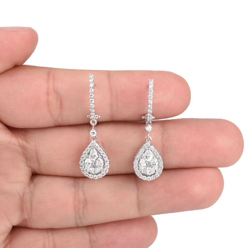 Contemporary Approx. 1.65 Carat Round Brilliant Cut Diamond and 14 Karat White Gold Pendant Earrings