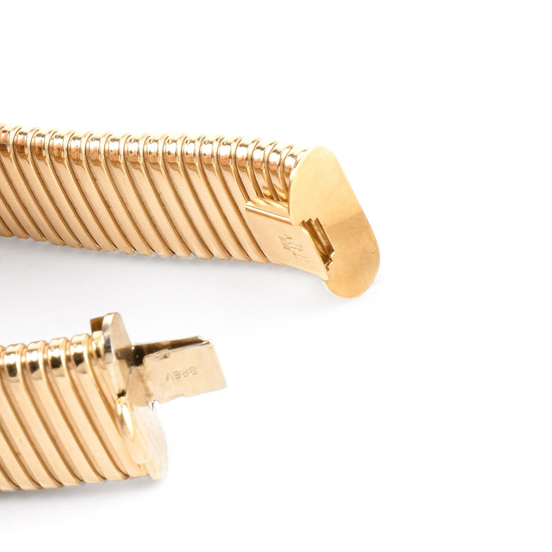 Italian 18 Karat Yellow Gold Expanding Flex Link Bracelet. Stamped Italy 18K.