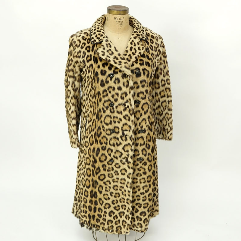 Vintage S. Schiffman Leopard Fur Coat. Fabric lining.