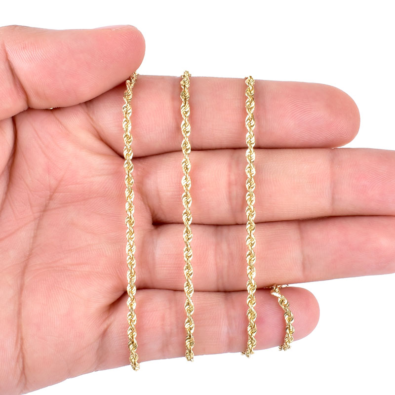 Vintage 14 Karat Yellow Gold Rope Link Necklace. Clasp stamped 14K.