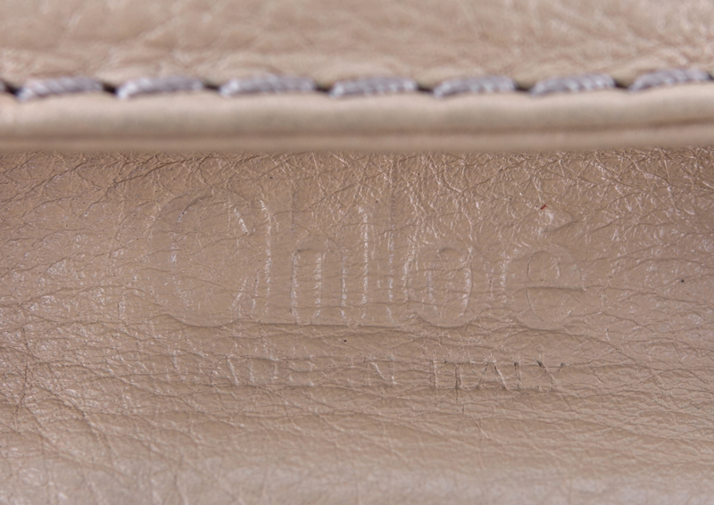 Chloe Crème/Light Beige Grained Leather Paddington MM Handbag.