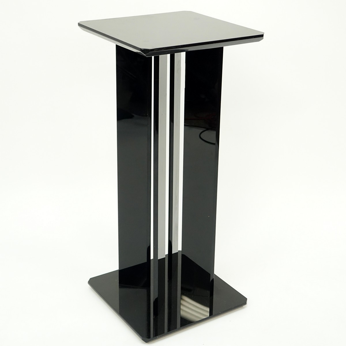 Mid Century Modern Black Lucite Pedestal. Scuffs to top from display.
