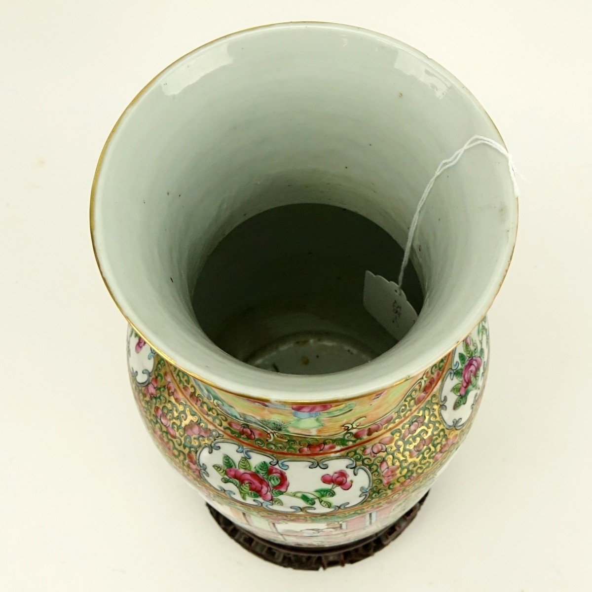 A Large Chinese Rose Medallion Porcelain Vase