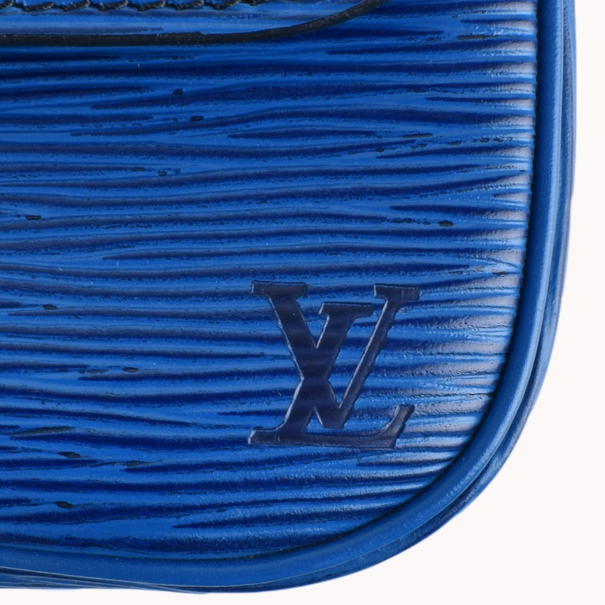 Louis Vuitton Blue Epi Leather Cartouchiere MM Bag