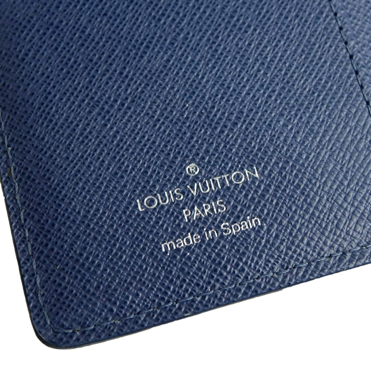 Louis Vuitton Myrtille Blue Epi Agenda Cover