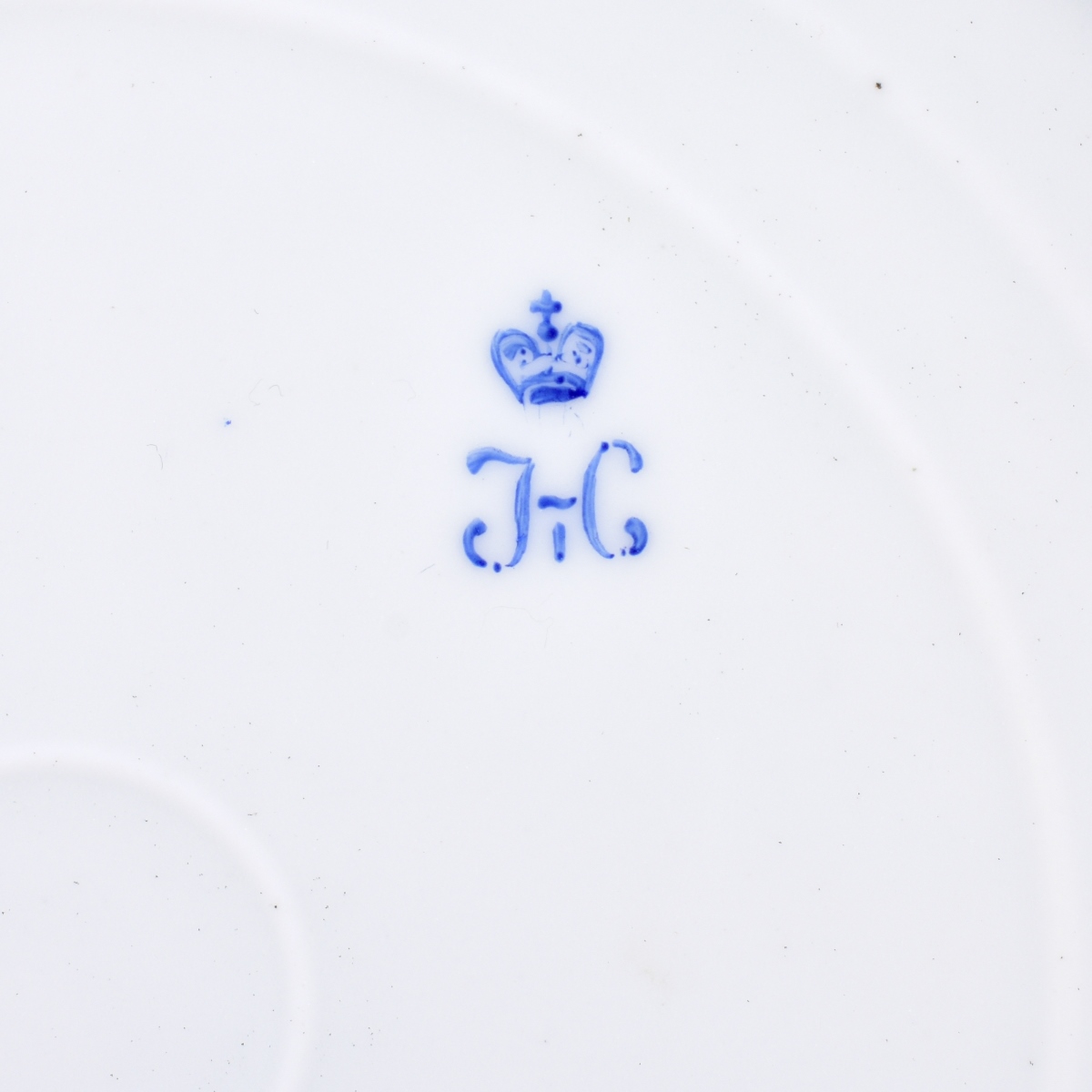 A Russian Imperial Porcelain Factory Plate