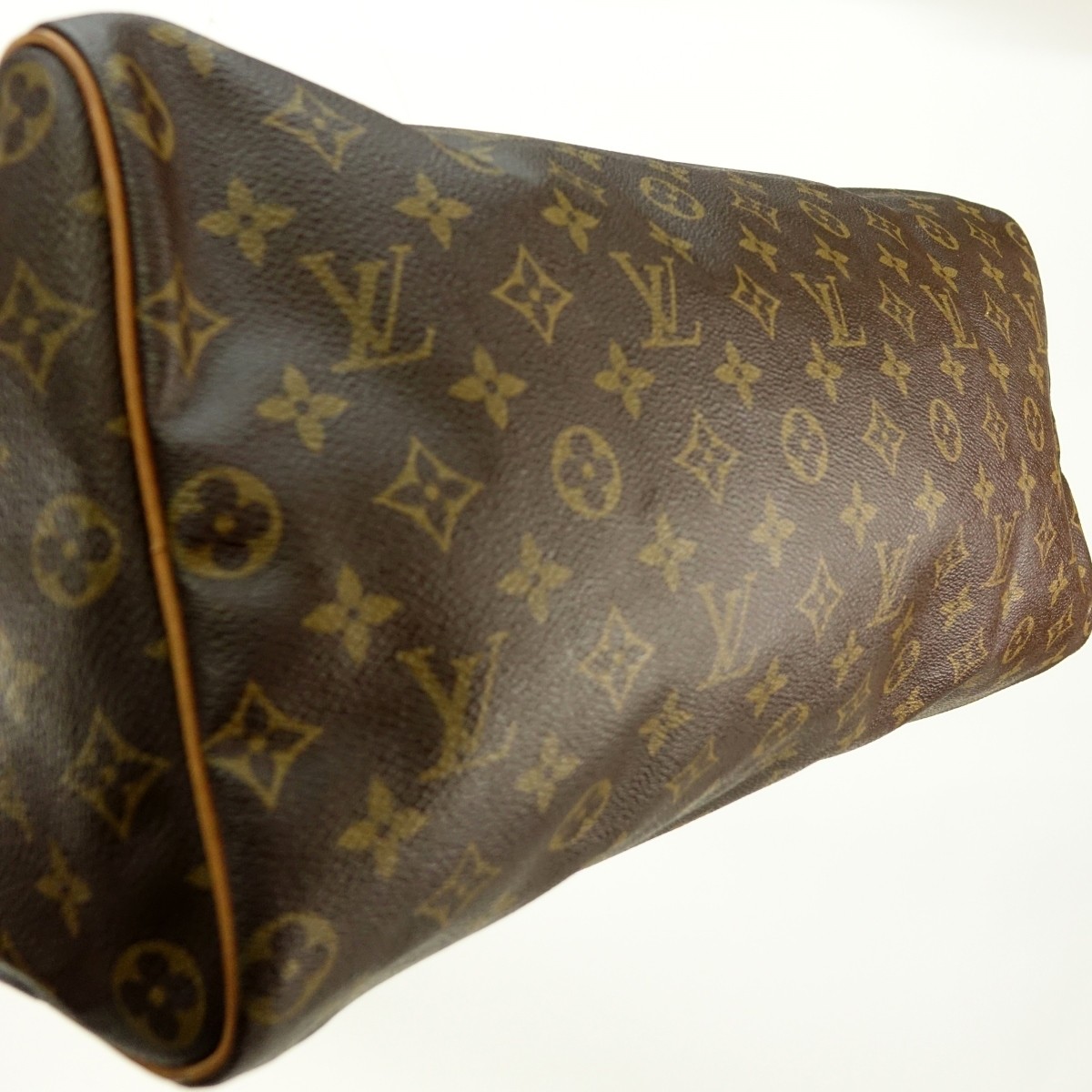 Louis Vuitton Brown Canvas Monogram Speedy 40 Bag.