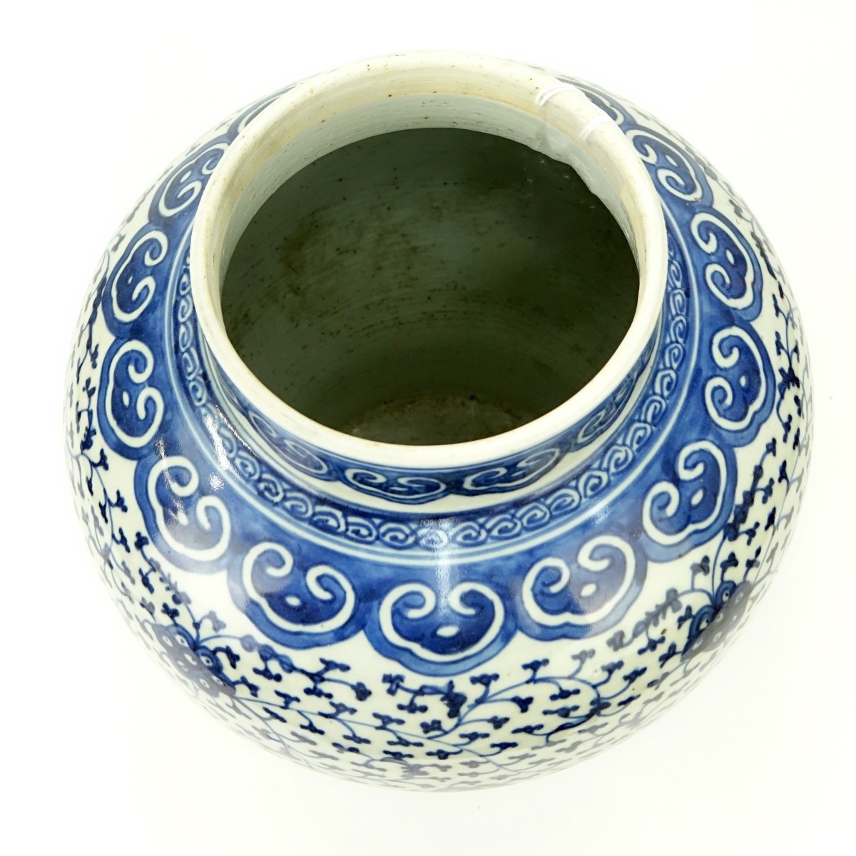 Antique Chinese Porcelain Blue & White Vase
