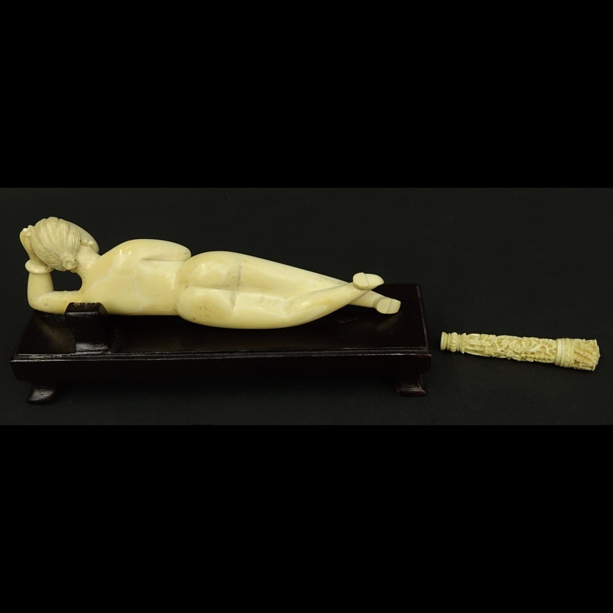 Antique Chinese Ivory Doctors Lady and Needle Case