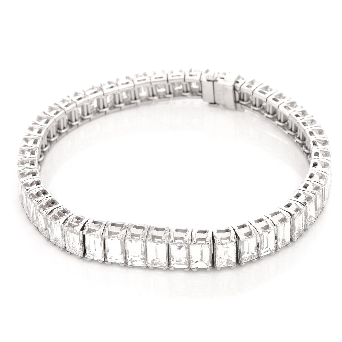Art Deco 28.0 Carat Diamond Platinum Bracelet