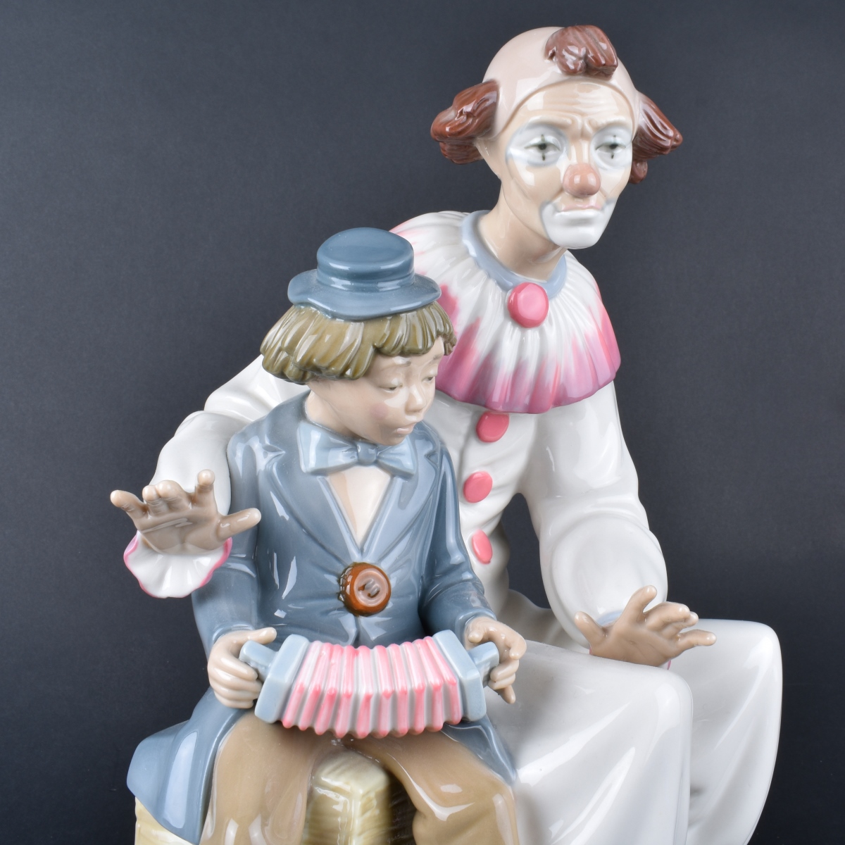 Two Lladro Style Figurines