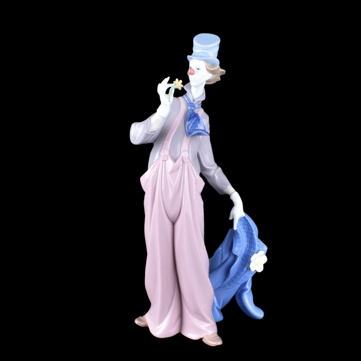 Lladro A Mile of Style Figurine