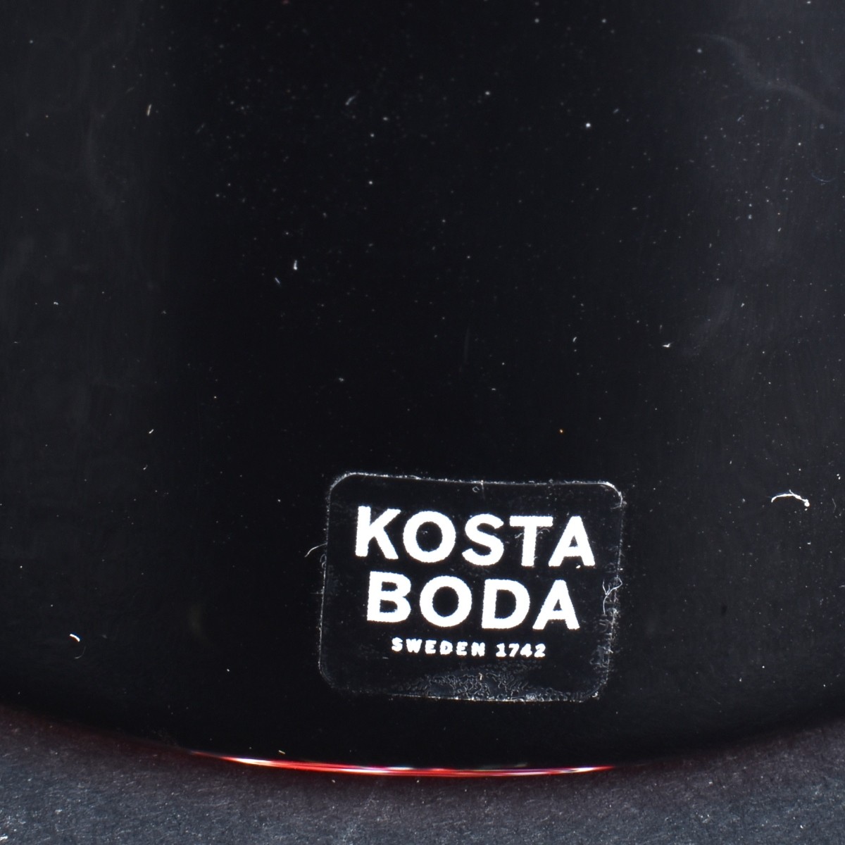 4 PC Kosta Boda Make Up