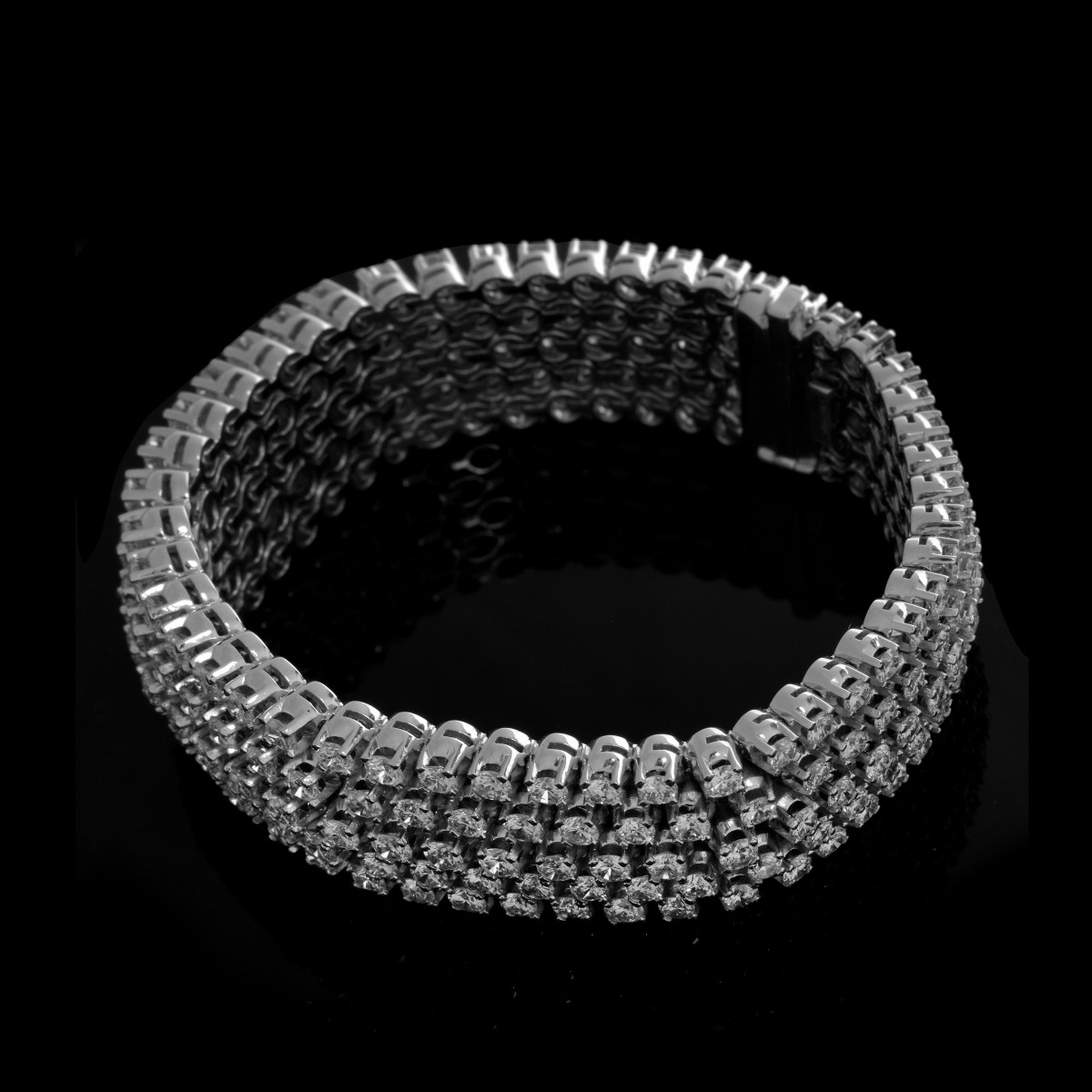 Tiffany & Co 22.0ct Diamond, Platinum Bracelet