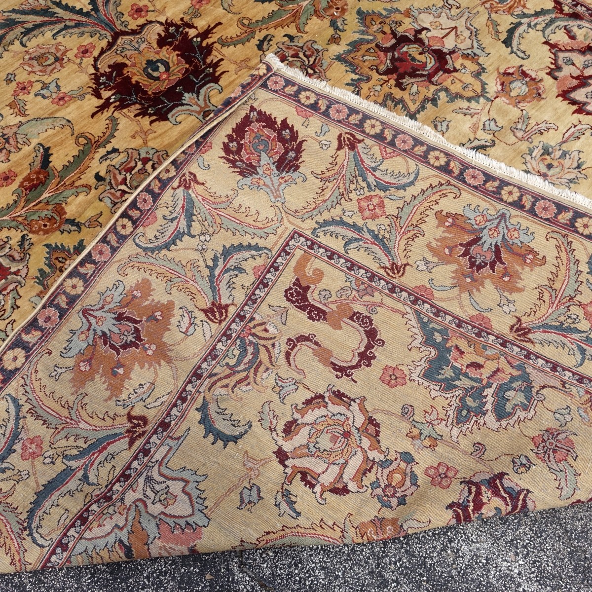 Semi-Antique Oushak Carpet