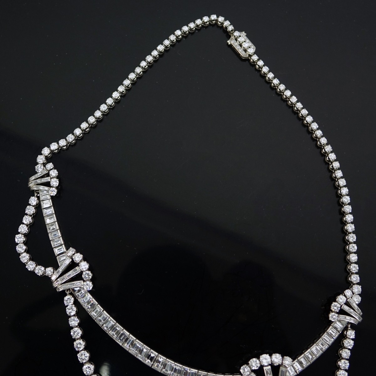Art Deco 50ct Diamond and Platinum Necklace | Kodner Auctions