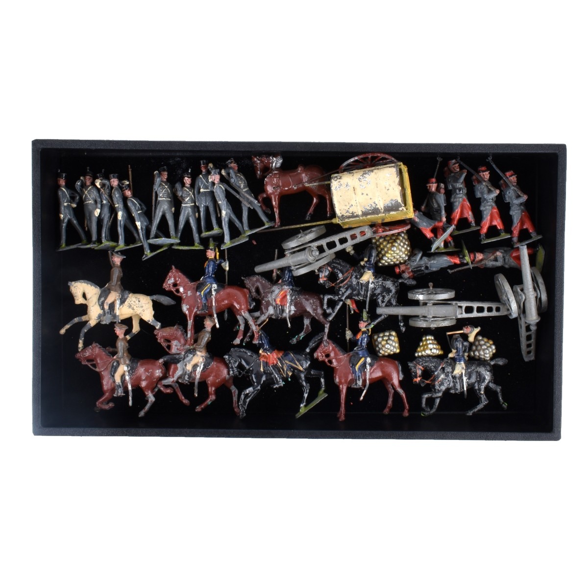 White Metal Toy Soldiers. 35 Pieces.