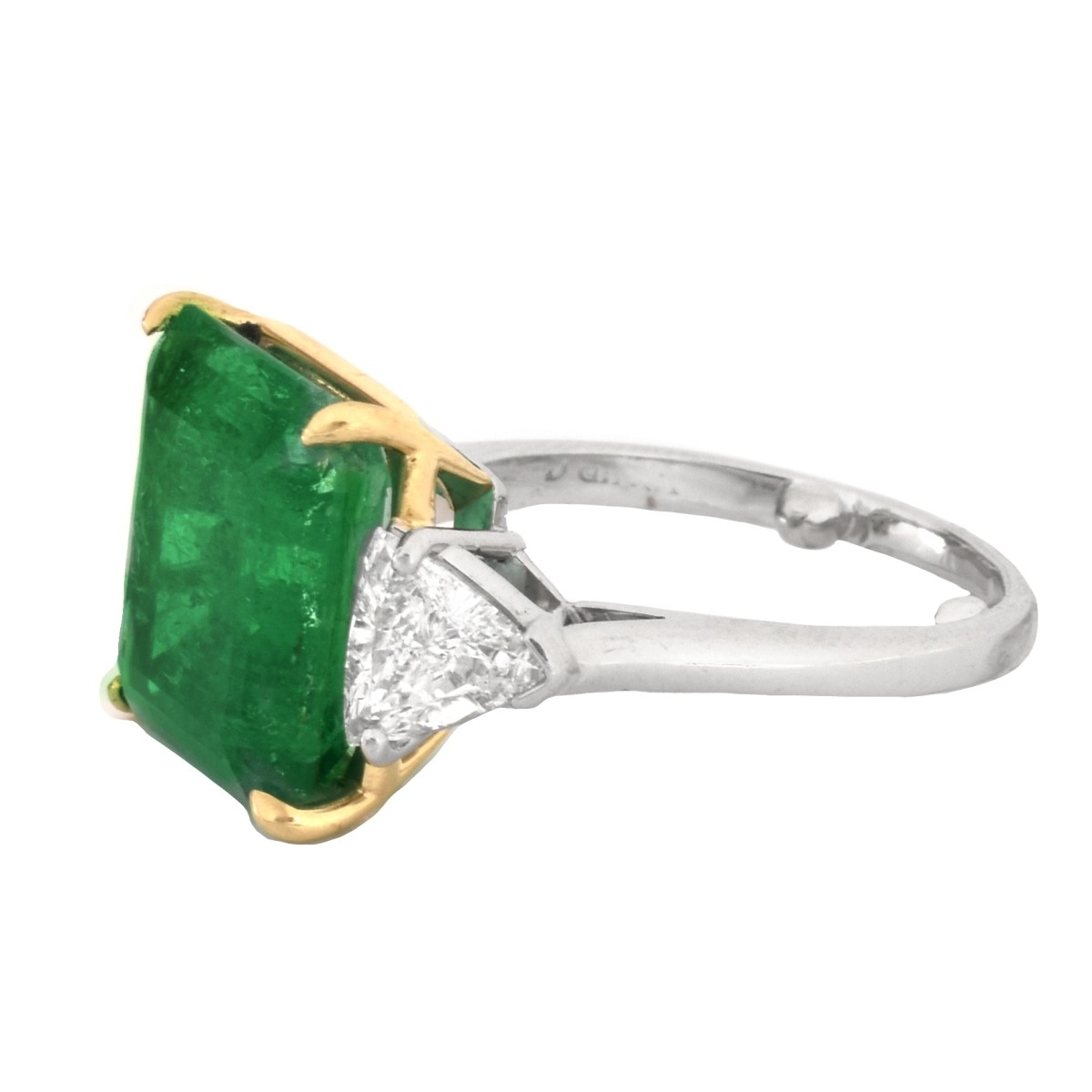 AGL 7.91ct Emerald Ring