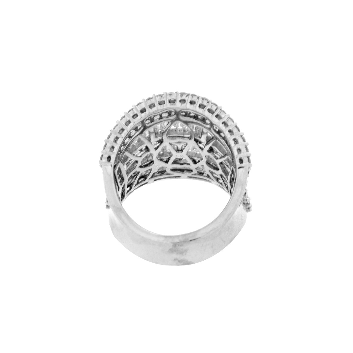Diamond and 18K Ring | Kodner Auctions