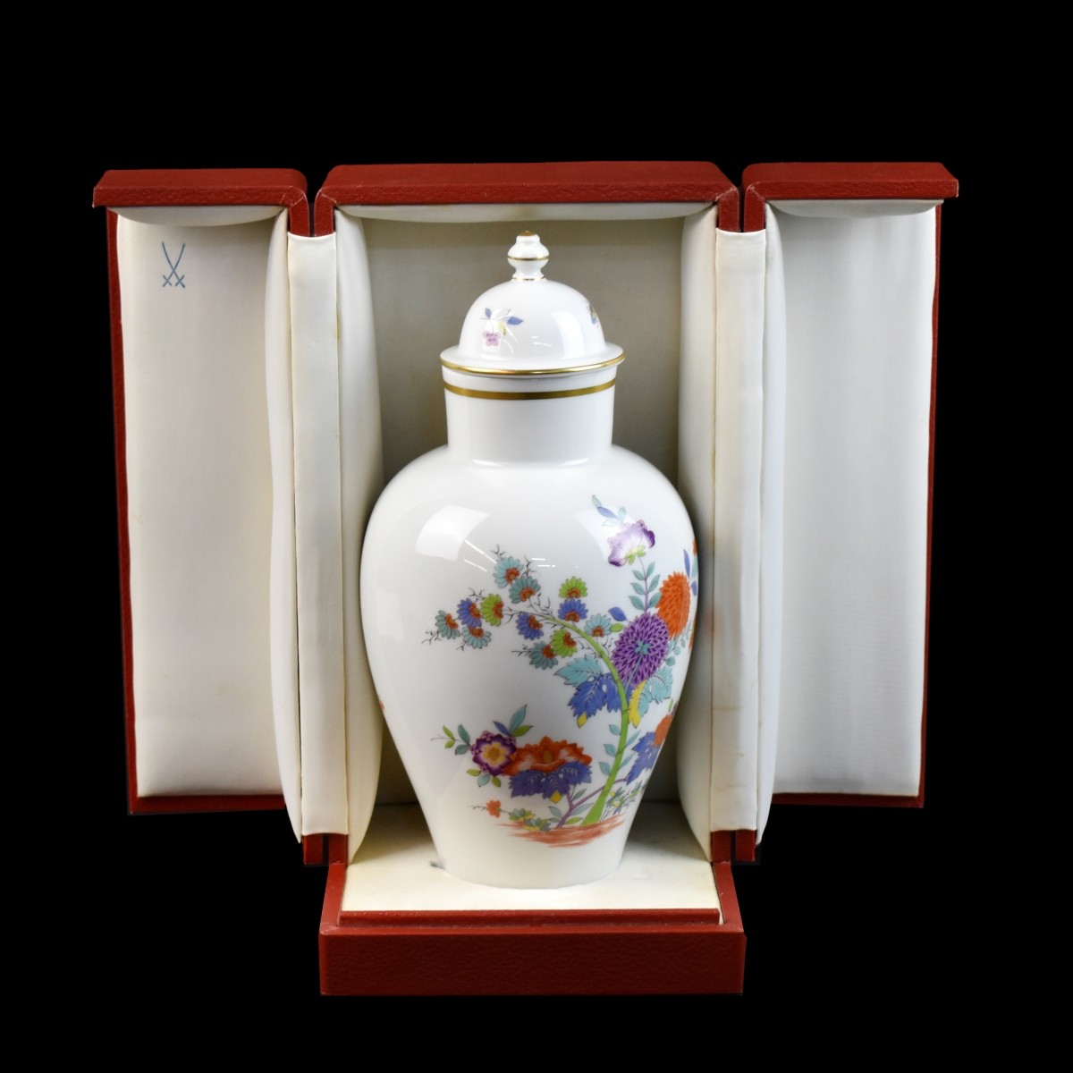 Meissen Porcelain Vase with Cover