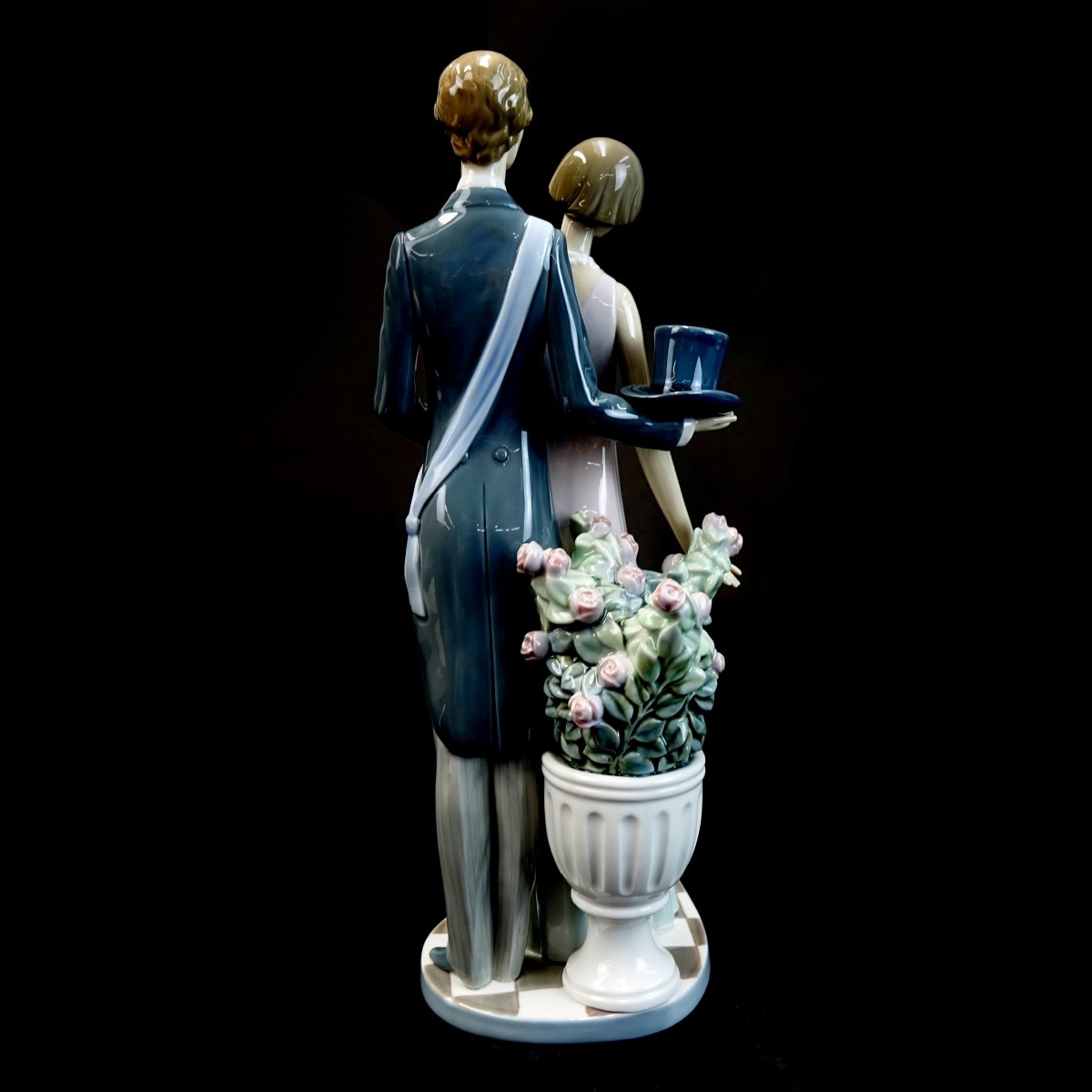 Lladro Porcelain "High Society" Figurine