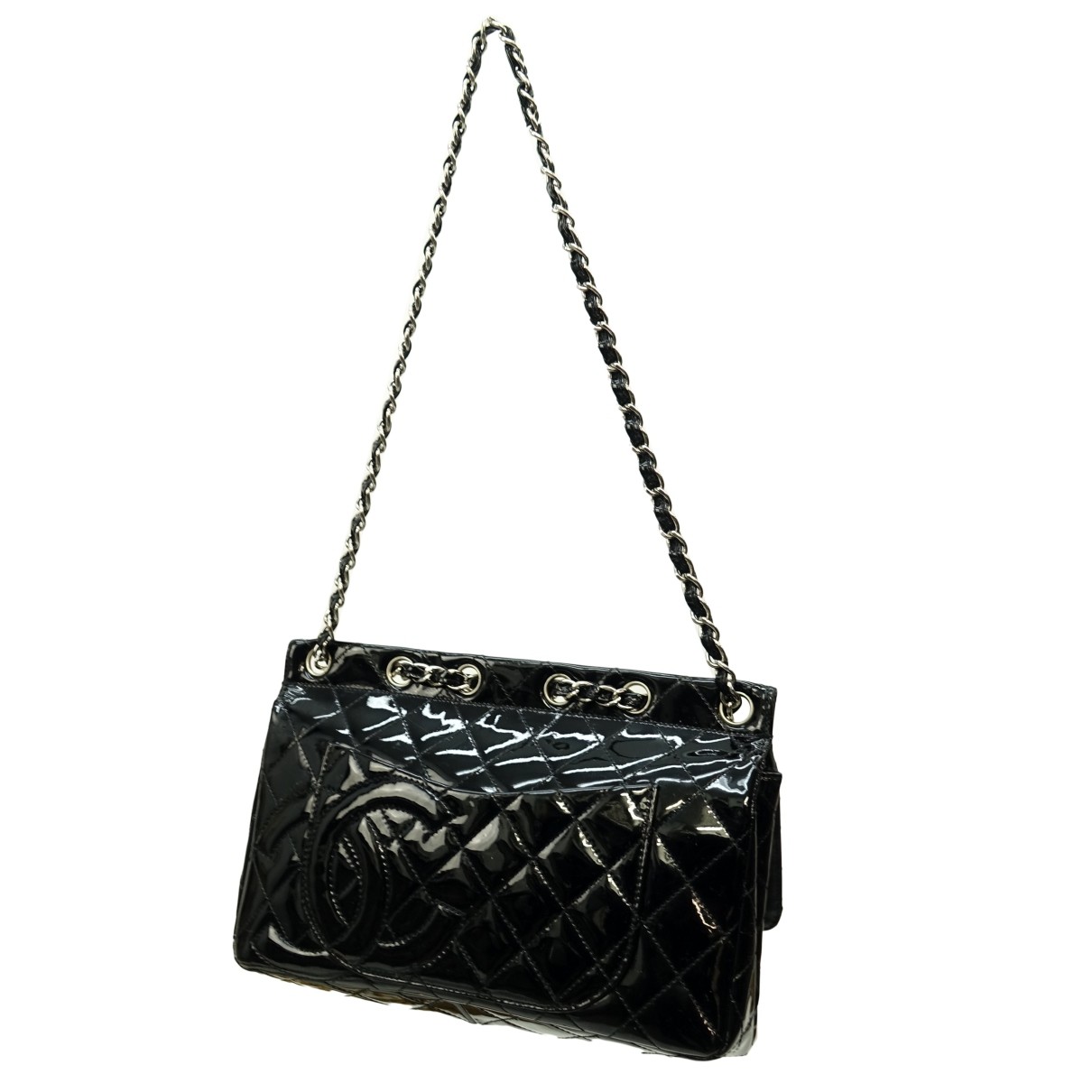 Chanel Jumbo Black Patent Leather Quilted Purse | Kodner Auctions