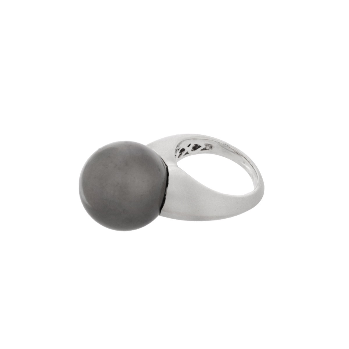 Pearl and 18K Ring