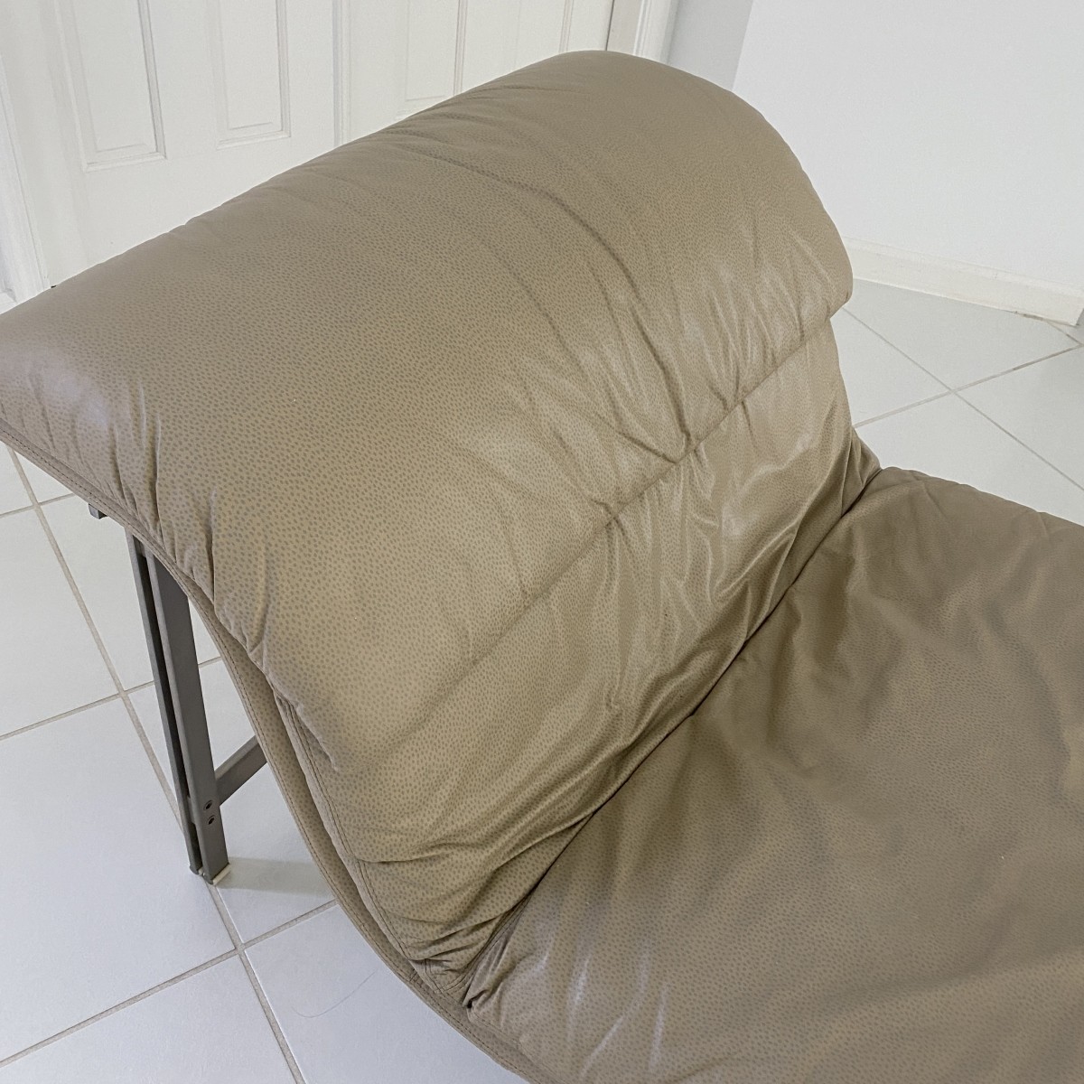 Saporiti Leather "Wave" Lounge Chair