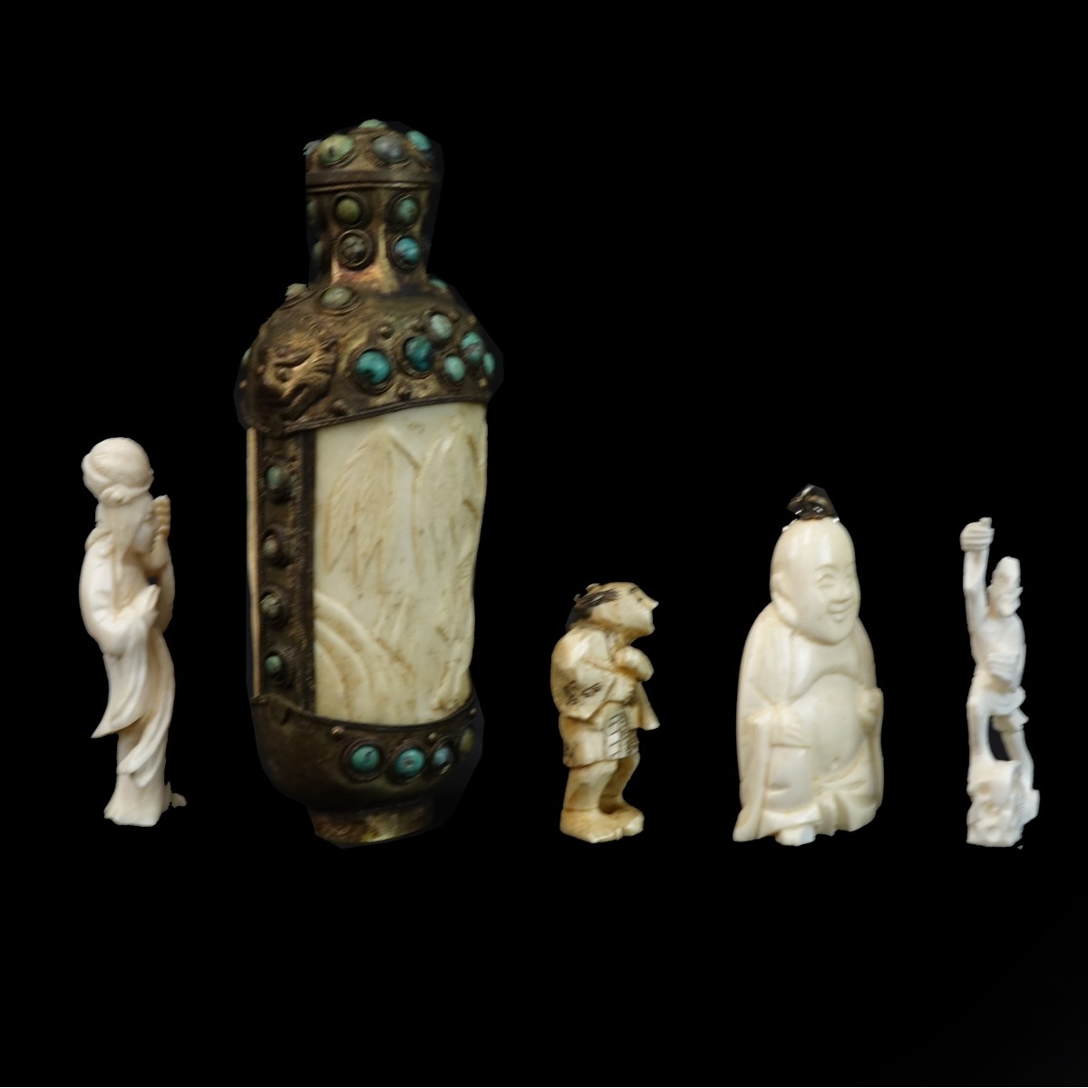 Tibetan Snuff Bottle w/ Chinese Carved Figures