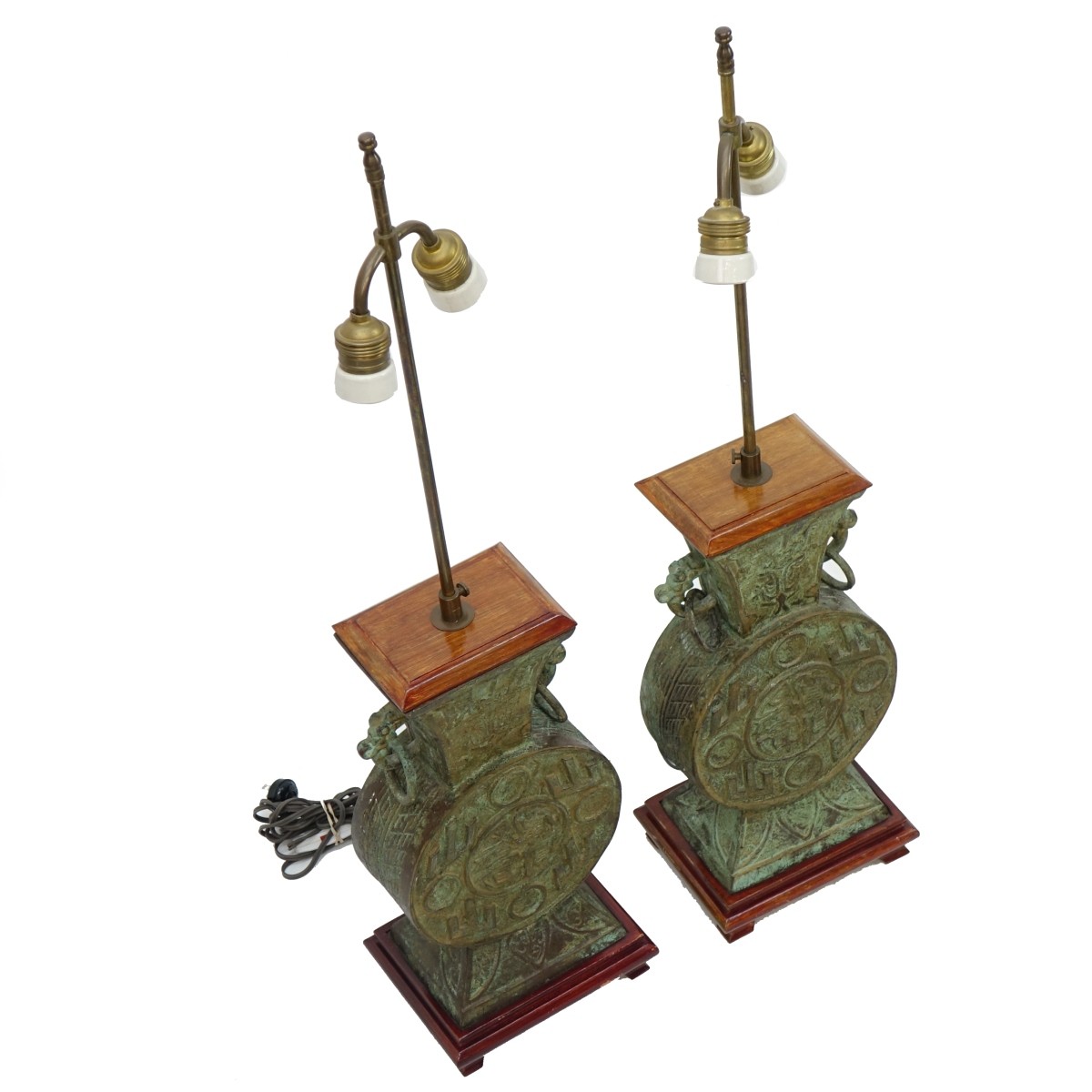 Chinese Archaic style Bronze Lamps