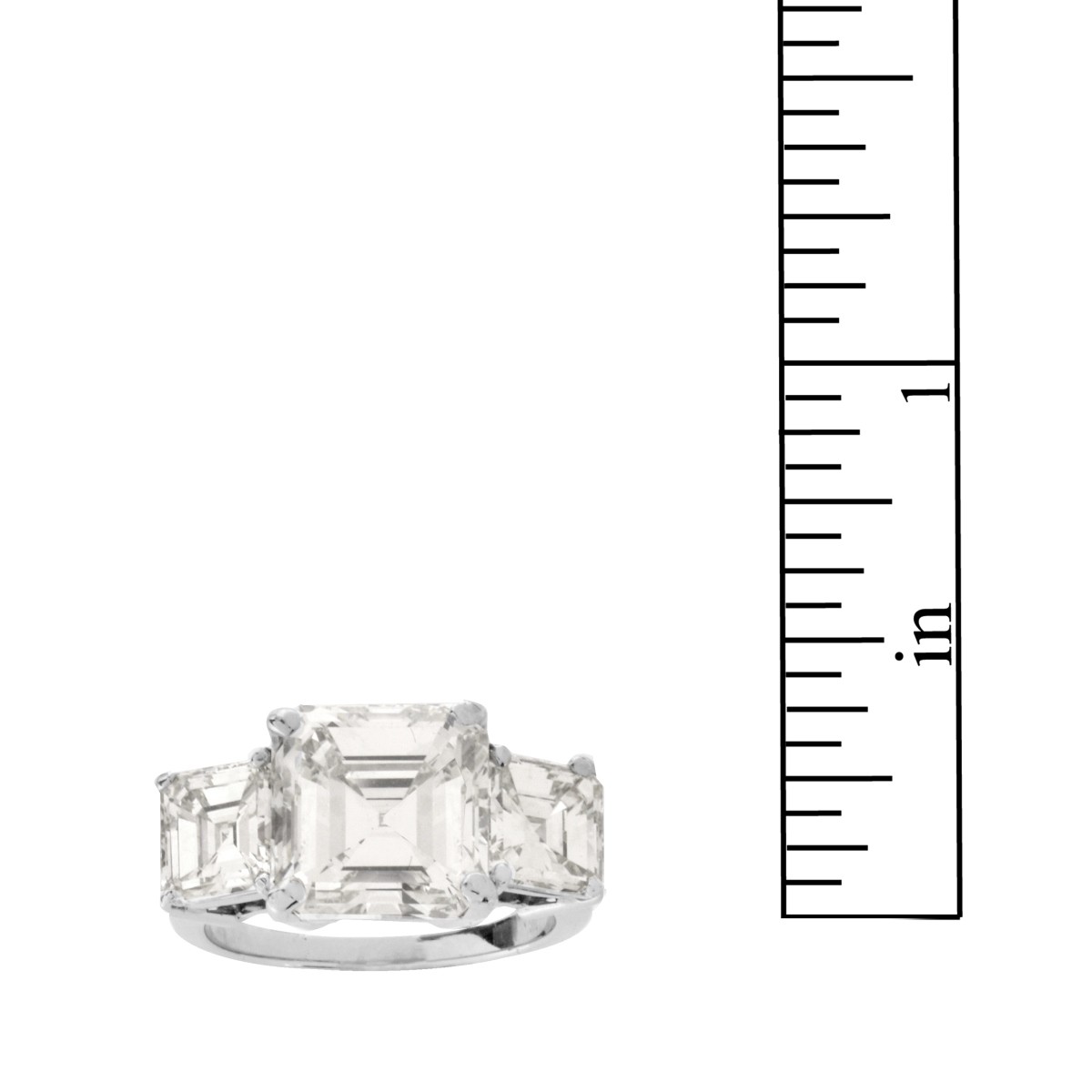 HRD 7.51ct Diamond and Platinum Ring