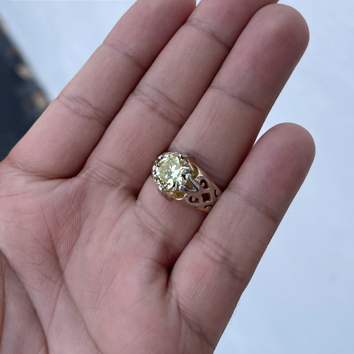 Man's Fancy Yellow Diamond Ring