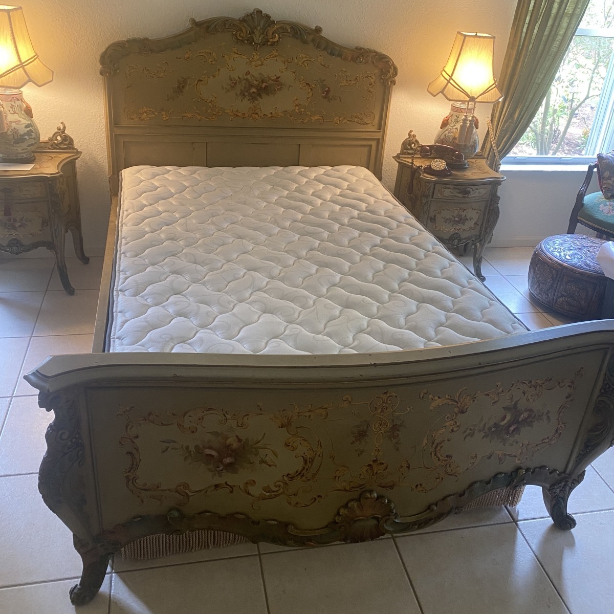 Venetian Bed