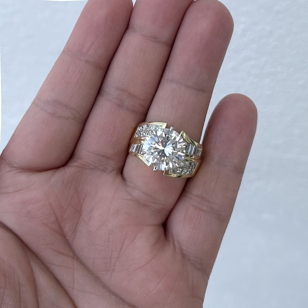 10.12ct Diamond and 18K Engagement Ring