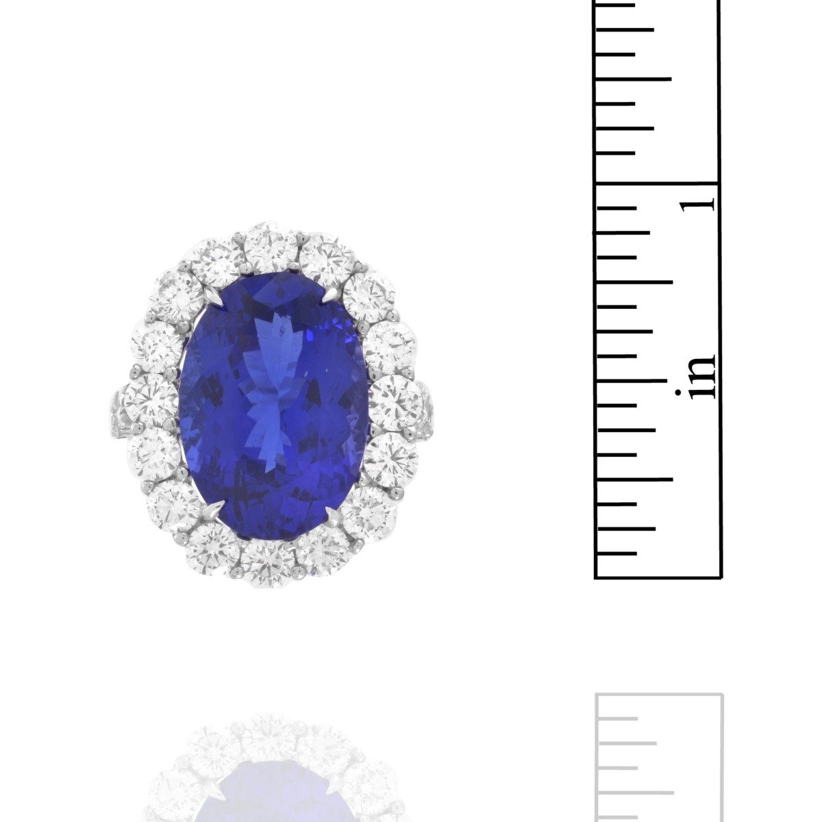 Tanzanite, Diamond and 18K Ring