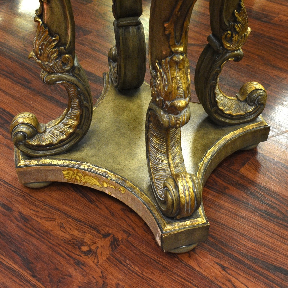 Neoclassical Style Center Table